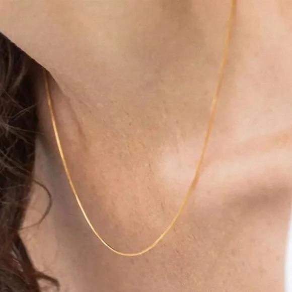 NEW 18K GOLD SNAKE CHAIN NECKLACE, NICE NECKLACE, CUTE NECKLACE - Picture 3 of 3